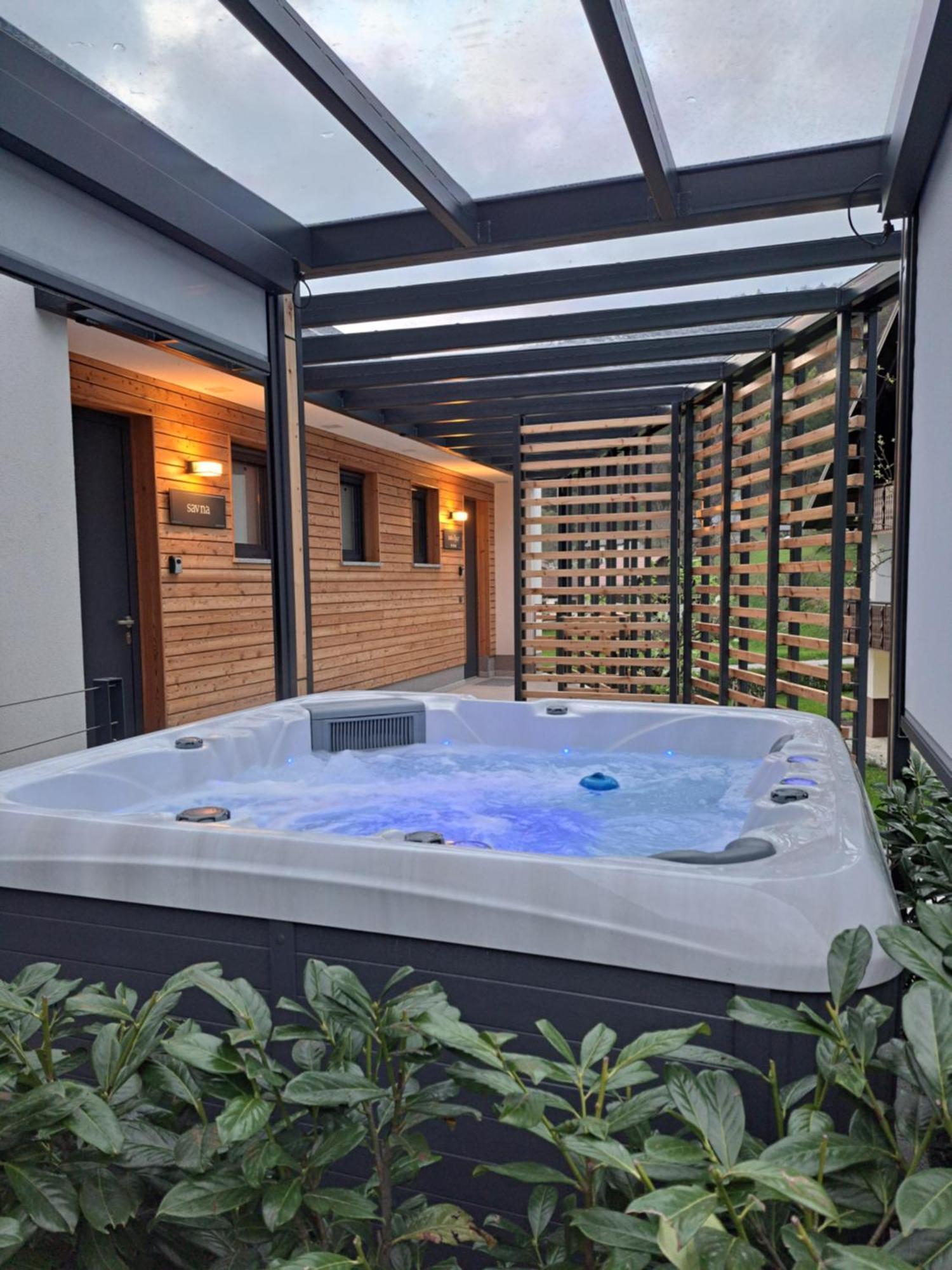 S&B'S Retreat Apartment Godovic Ngoại thất bức ảnh